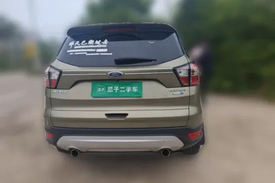 Ford Kuga 2017, 107500 км, за 7071 USD