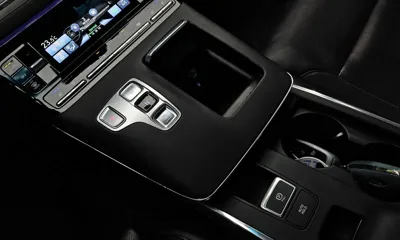 Hyundai Grandeur 2022, 65138 км, за 16913.88 USD - фото 9