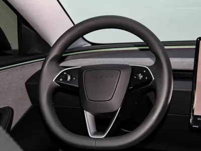 Tesla Model 3 2026, 5200 км, за 30723.36 USD