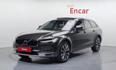 Volvo V90 · 2021 год
