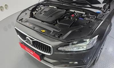 Volvo V90 2021, 64364 км, за 23767.65 USD - фото 6