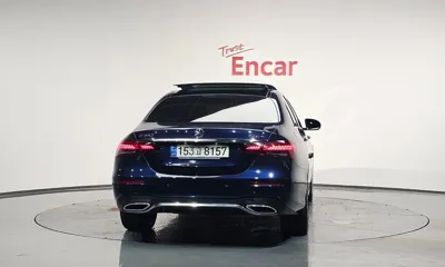 Mercedes-Benz E-Class 2021, 53613 км, за 26142.92 USD