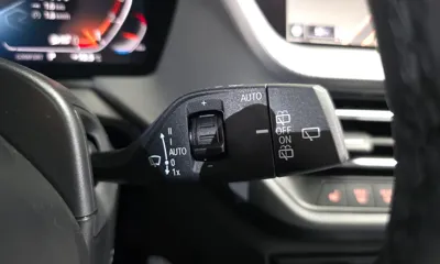 BMW 1-Series 2024, 13629 км, за 18566.79 USD - фото 29
