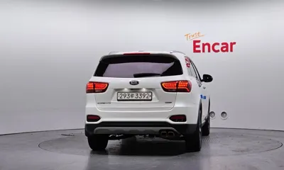 Kia Sorento 2018, 186696 км, за 7922.03 USD