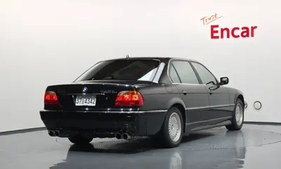 BMW 7-Series 2001, 129914 км, за 9250.08 USD