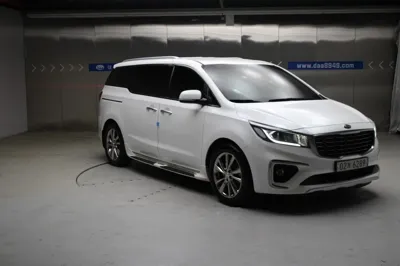 Kia Canival 2019, 157600 км, за 7155.05 USD