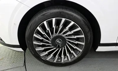 Hyundai Grandeur 2025, 30324 км, за 27419.88 USD
