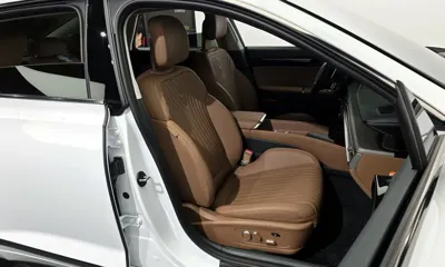 Hyundai Grandeur 2025, 30324 км, за 27419.88 USD - фото 12