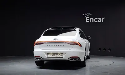 Hyundai Grandeur 2020, 156116 км, за 13588.03 USD