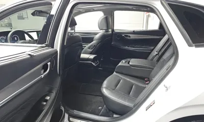 Hyundai Grandeur 2020, 156116 км, за 13479.19 USD - фото 11