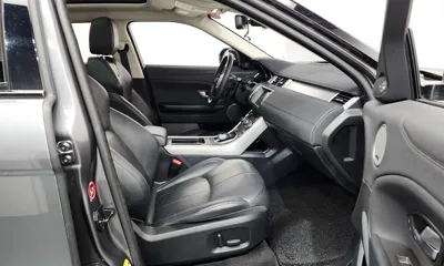Land Rover Range Rover Evoque 2016, 41857 км, за 9915.4 USD - фото 11