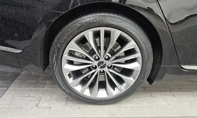 Kia K9 2022, 132228 км, за 18839.44 USD