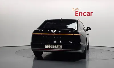 Hyundai Grandeur 2024, 30285 км, за 18376.53 USD