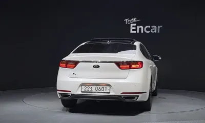 Kia K7 2016, 82834 км, за 7664.3 USD
