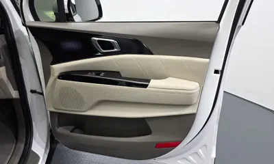 Kia Canival 2022, 93591 км, за 15926.67 USD - фото 25