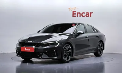 Kia K5 · 2025 год