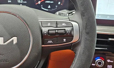 Kia K5 2025, 4617 км, за 26644.97 USD - фото 17