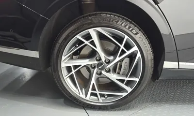 Genesis G90 2024, 27969 км, за 56596.46 USD
