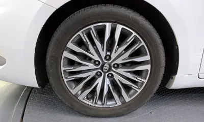 Kia K7 2020, 78985 км, за 12052.12 USD
