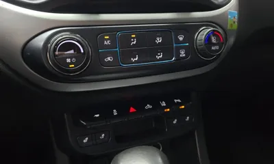 ChevroletGMDaewoo Colorado 2022, 114567 км, за 13062.89 USD - фото 17