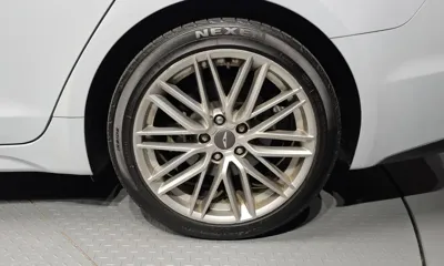 Genesis G70 2020, 72793 км, за 15622.95 USD - фото 21
