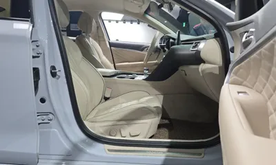 Genesis G70 2020, 72793 км, за 15622.95 USD - фото 26