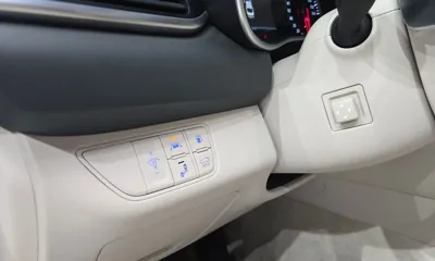 Genesis G70 2020, 72793 км, за 15622.95 USD - фото 27