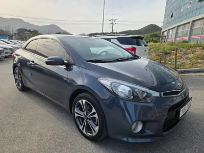Kia K3 2015, 131420 км, за 2732.24 USD