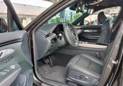 Genesis GV70 2023, 18321 км, за 5941.37 USD