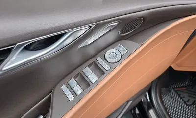 Genesis G80 2022, 58816 км, за 25696.09 USD - фото 20