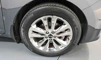 Kia Canival 2015, 121351 км, за 7159.74 USD