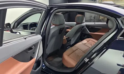 BMW i5 2024, 14848 км, за 44930.63 USD - фото 26