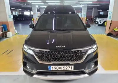 Kia Canival · 2023 год