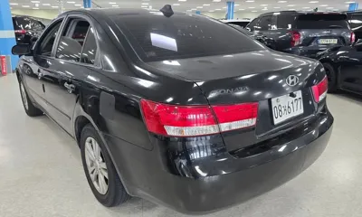 Hyundai Sonata 2005, 89832 км, за 1625.17 USD