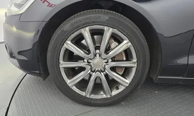 Audi A6 2014, 137003 км, за 4225.44 USD