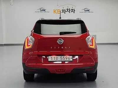 KG_Mobility_Ssangyong TIBOLI 2015, 72140 км, за 4757.18 USD