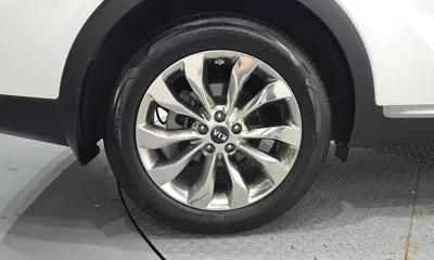 Kia Sorento 2019, 91647 км, за 11896.24 USD