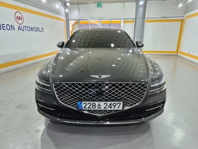 Genesis G80 · 2023 год