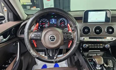 Kia Stinger 2018, 131732 км, за 11166.17 USD - фото 15