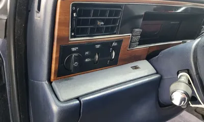 Lincoln Continental 1994, 168224 км, за 3612.72 USD - фото 15