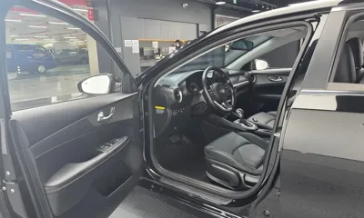 Kia K3 2019, 35681 км, за 8664.5 USD - фото 10