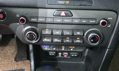Kia Sportage 2018, 83748 км, за 9946.67 USD - фото 19