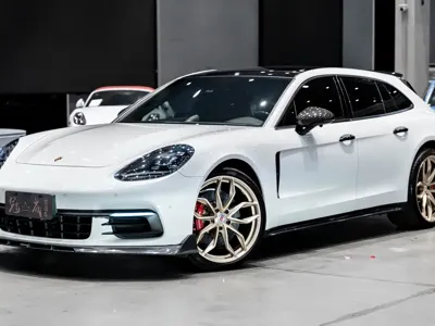 Porsche Panamera · 2019 год