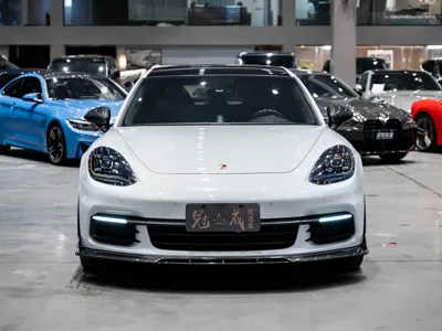 Porsche Panamera 2019, 68000 км, за 78986.11 USD