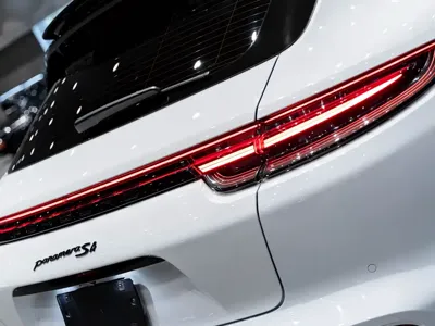 Porsche Panamera 2019, 68000 км, за 79093.47 USD - фото 7