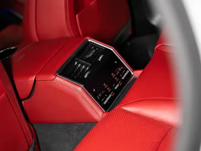 Porsche Panamera 2019, 68000 км, за 79093.47 USD - фото 25