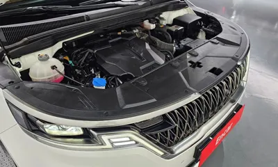 Kia Canival 2023, 67642 км, за 19177.01 USD - фото 6