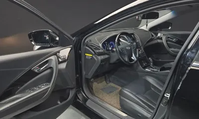 Hyundai Grandeur 2015, 155121 км, за 3778.5 USD - фото 10