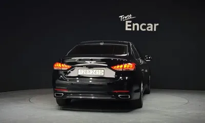 Genesis G80 2017, 117145 км, за 9315.97 USD