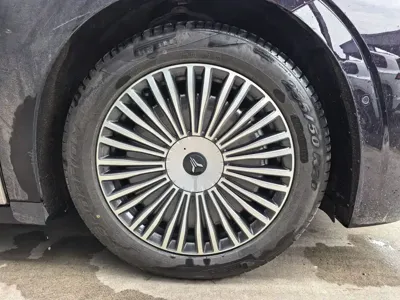 Voyah Dreamer 2024, 30000 км, за 33909.09 USD